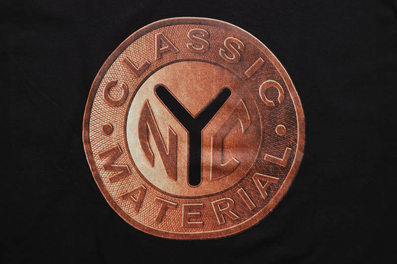 CLASSIC MATERIAL NY TOKEN TEE (BLACK)