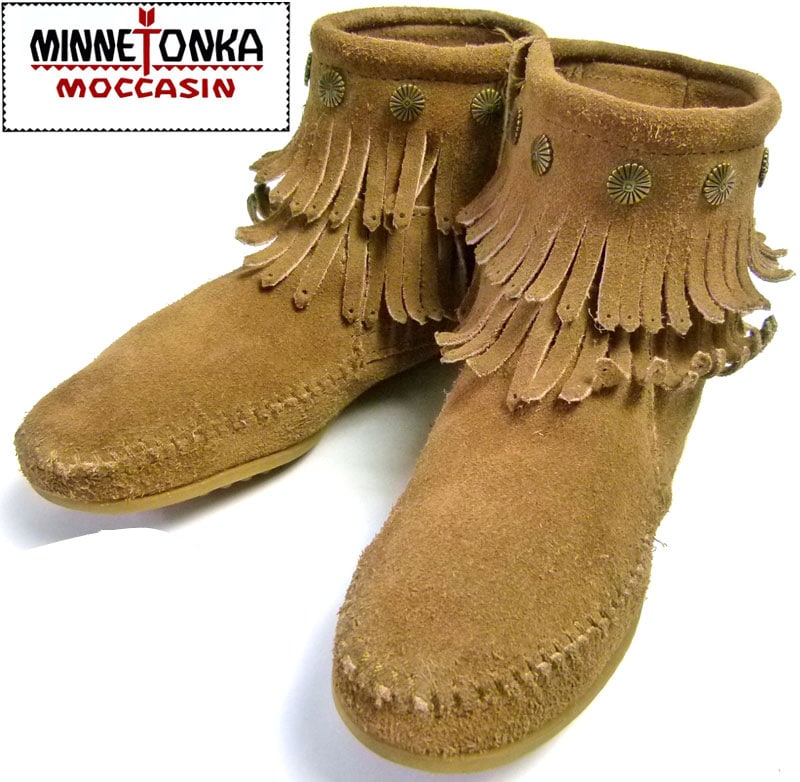 ミネトンカ ショートフリンジブーツ♪ 美品❤MINNETONKA 【ミネトンカ】 フリンジ ショートブーツ 23.5