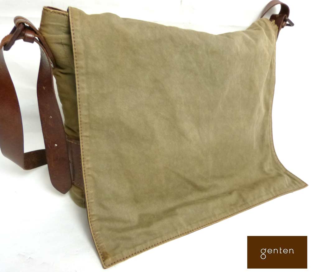 genten レザーとキャンバスのバッグ
