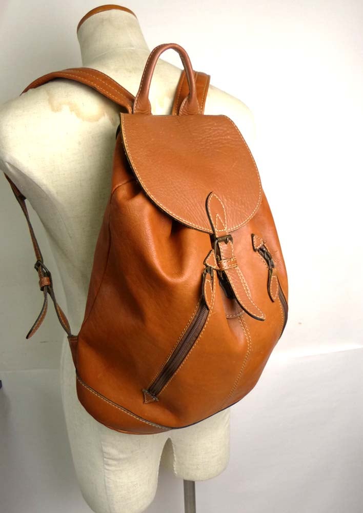 ヴィンテージ LUGGAGE フラップ レザーリュック / バックパック 【中古 