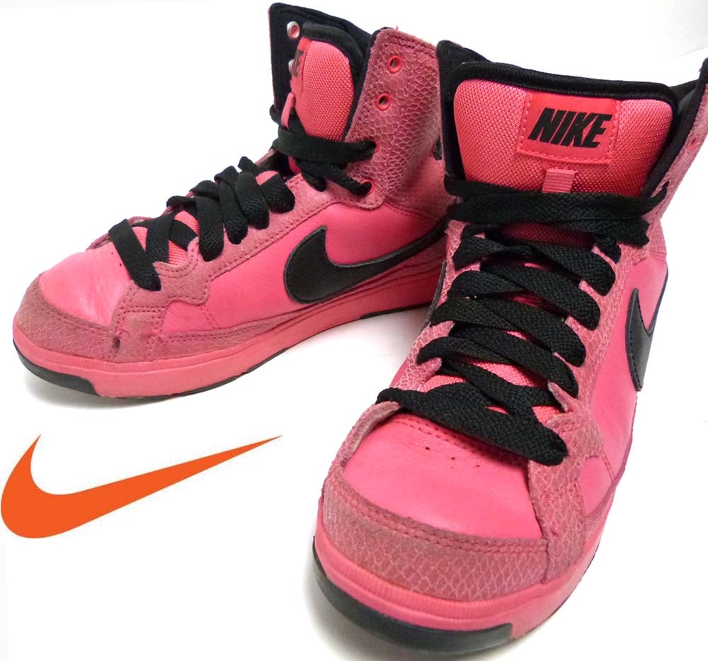 nike air troupe mid