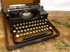 【希少】USA製 1930−40年代頃 ヴィンテージ ROYAL/ロイヤル タイプライター ハード ケース付【中古】【送料無料】