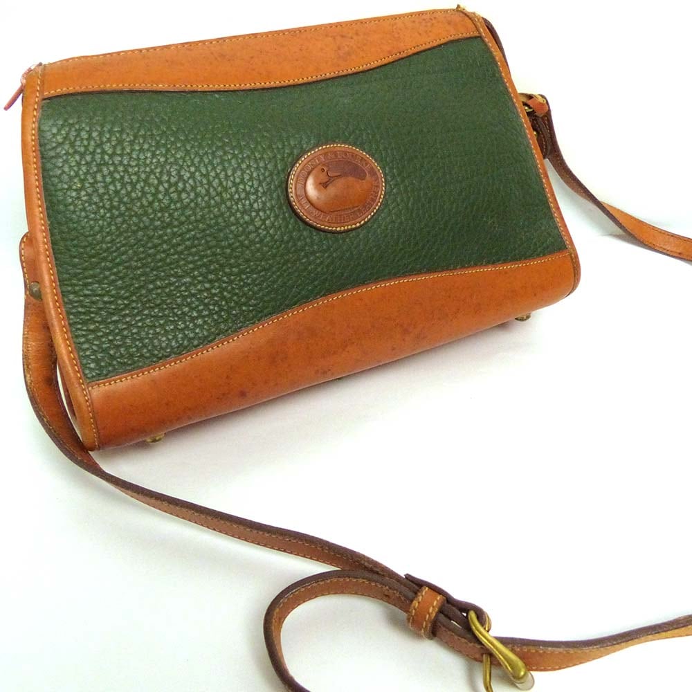 Dooney&Bourke ドゥーニーアンドバーク ショルダーバッグ レザー 赤 USA製 DOONEY＆BOURKE / ドゥーニー&バーク ショルダーバッグ