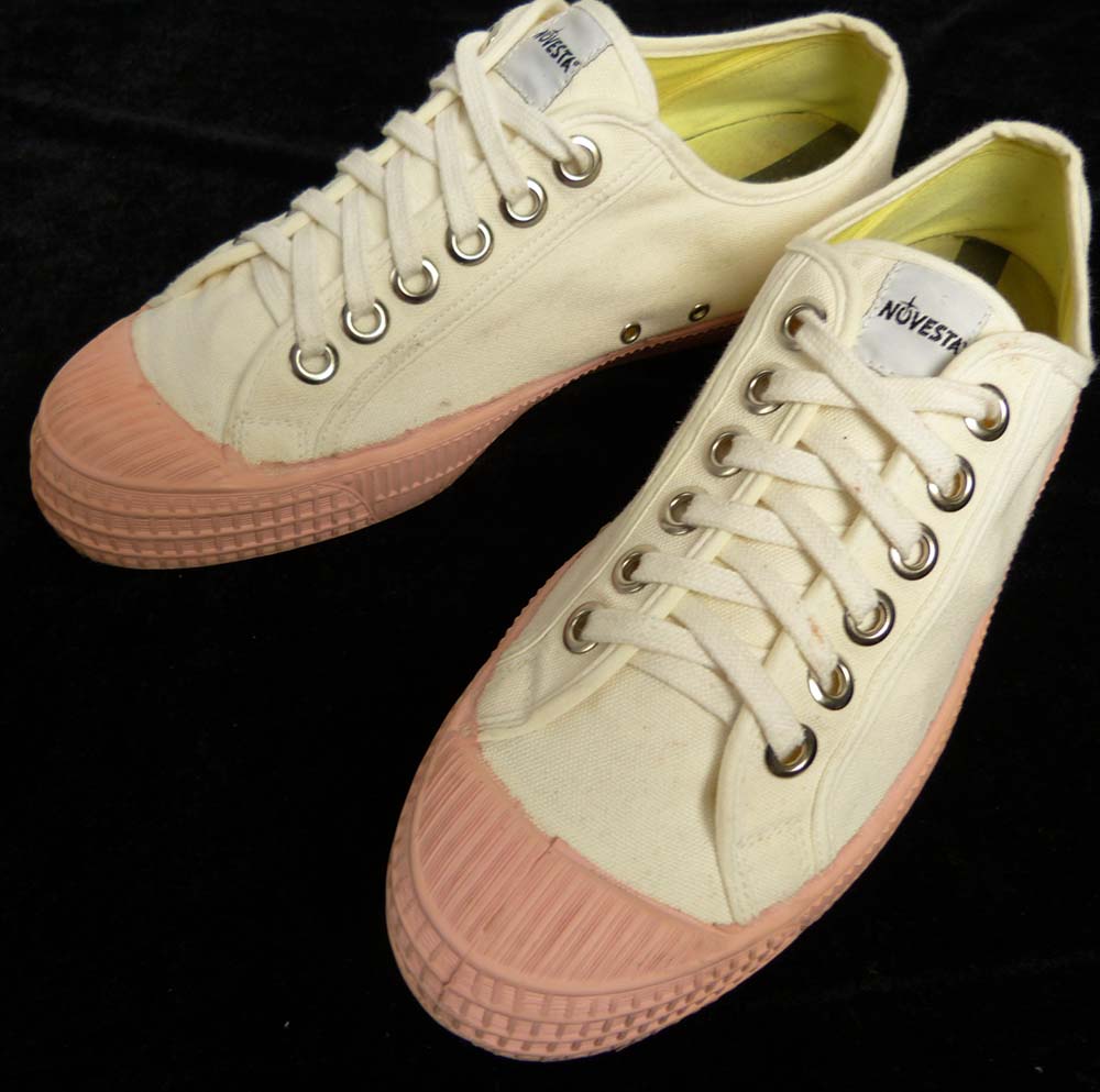 中古 novesta スニーカー zozo ローカットスニーカー US6 5
