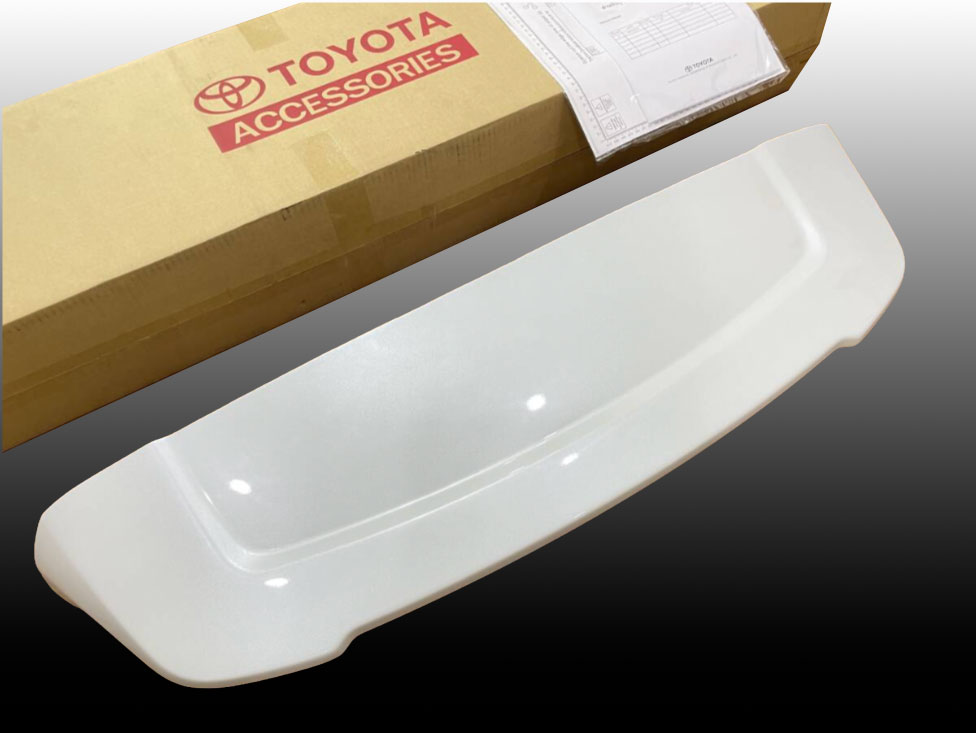 カローラクロス リアルーフスポイラー タイTOYOTA純正 塗装済み（089