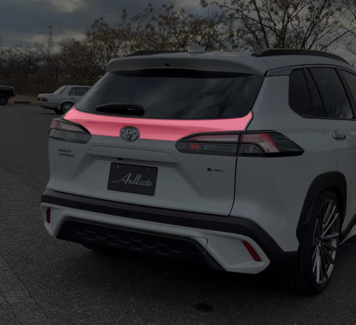 カローラクロス タイTOYOTA純正 リアゲートスポイラー 塗装済み（089