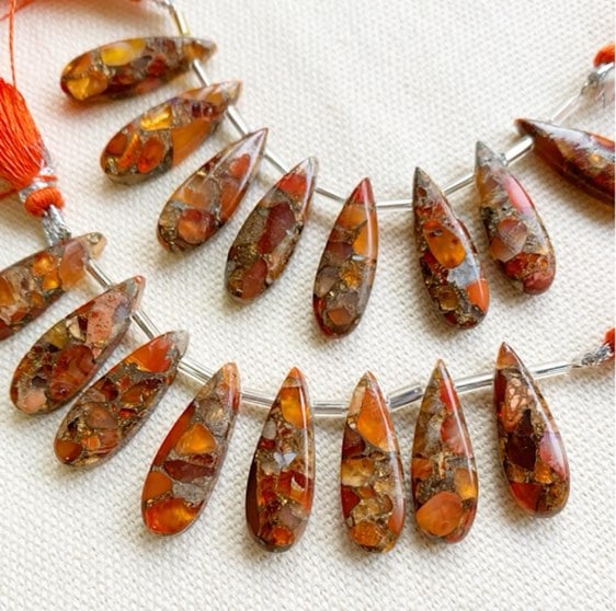 ファイヤーオパールコッパー ハーフペアシェイプ 22mm×7.5mm | 石の  