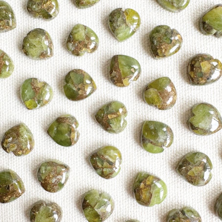 ベスビアナイトコッパー ハート型ルース 12mm 2個セット | 石の名前