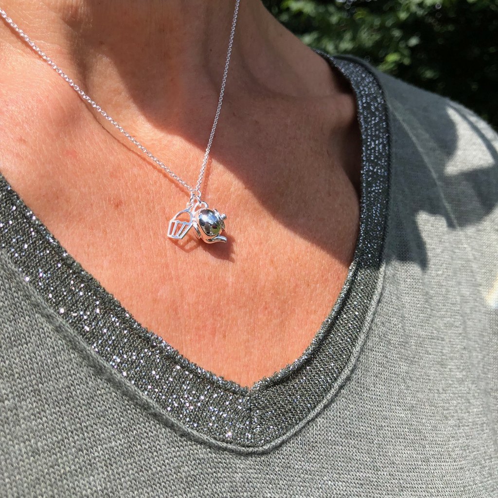 �꡼�֥����꡼�֥����ץ��ġ��ͥå��쥹����������󥰥���С��ƥ�����������