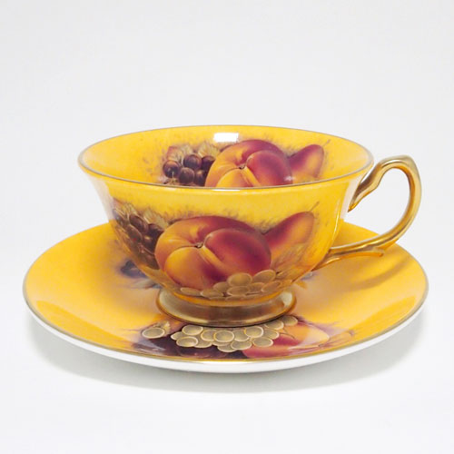 エインズレイ オーチャードゴールド ティーカップ&ソーサー オーバン レッド 103405206C NO1-2エインズレイAYNSLEY オーチャードゴールドティーカップ\u0026ソーサー