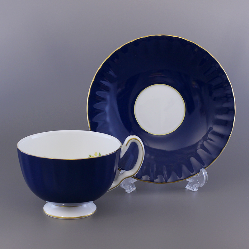 ���ơ��������ǥ󡡥ƥ������åס�����������6�ҥ��å�