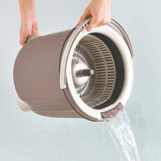 送料無料】【スペア1枚付き】TSM545トルネード回転モップ丸型セット