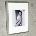 額装品/ケイトモス/ドミニク・イッセルマン　2004年/Kate Moss by Dominique Issermann（ケイトモス）|ポスター