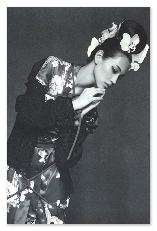 シャネル The Little Black Jacket 水原　希子（カール ラガーフェルド）