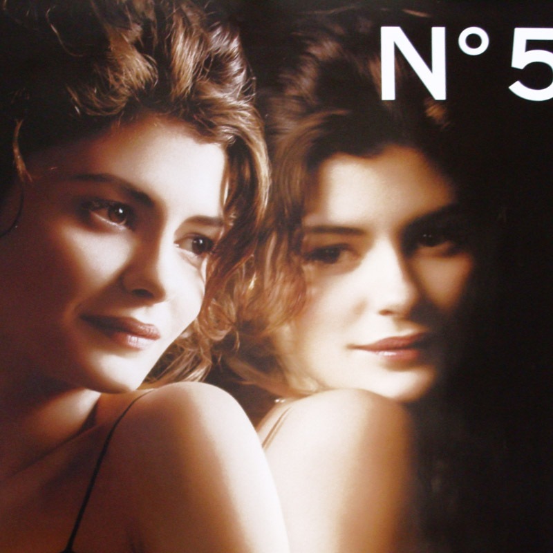 額装品/シャネル 2011年　オドレイ・トトゥ/フォト/ポスター/インテリア シャネル 2011年 オドレイ・トトゥ（シャネル） ポスター販売の