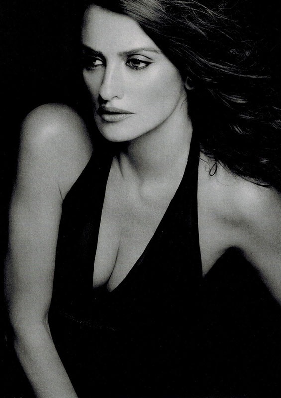 2018/19 CHANEL PENELOPE CRUZ /KARL LAGERFELD（カール