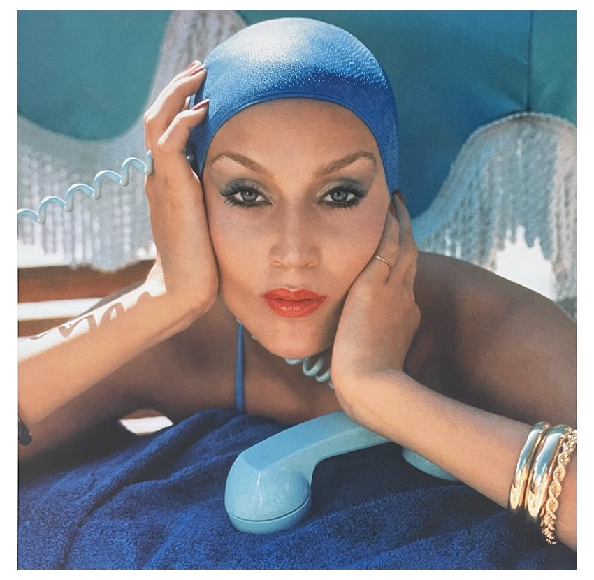 メール便に限り送料無料!! Jerry Hall 1975年 ヴォーグ ファッション