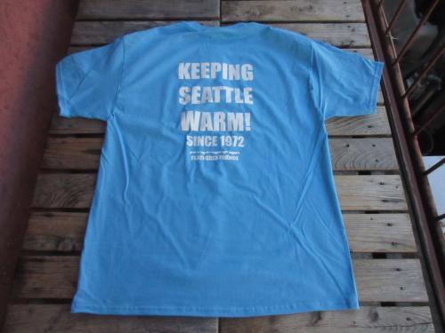 新品限定 フェザードフレンズ Keeping Seattle Warm T 水色 L tsc412 