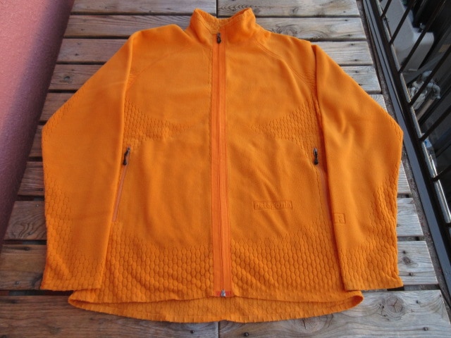 美USED 2006年頃 USA製 パタゴニア R1.5 ジャケット マンゴー L jkw455
