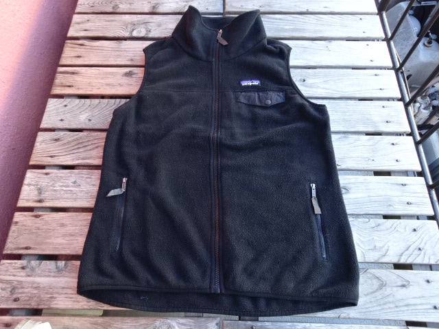 USED 16年SS patagonia パタゴニア ウィメンズスナップTベスト 黒 L USED 16年SS patagonia パタゴニア ウィメンズスナップTベスト 黒 L