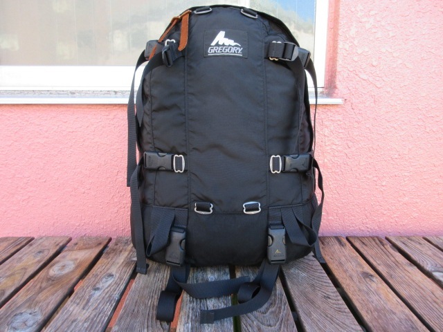 USED グレゴリー 【GREGORY】 USA製 デイアンドアハーフ 04年頃の銀