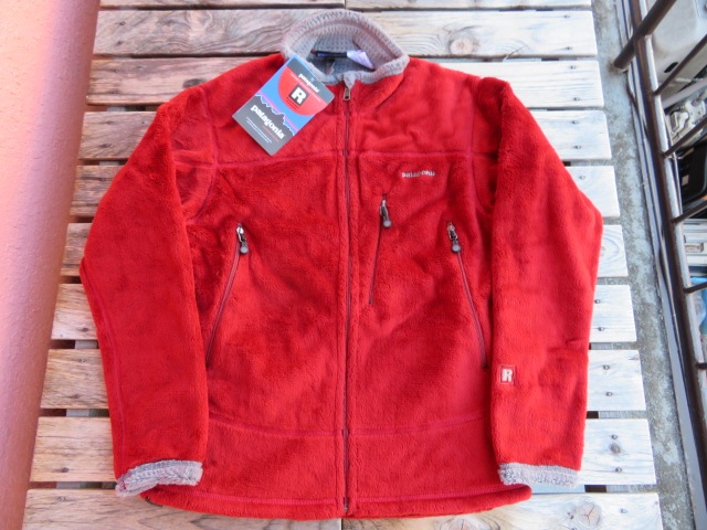 奇跡のデッドストック アメリカ製 2003年 FW製 パタゴニア R4