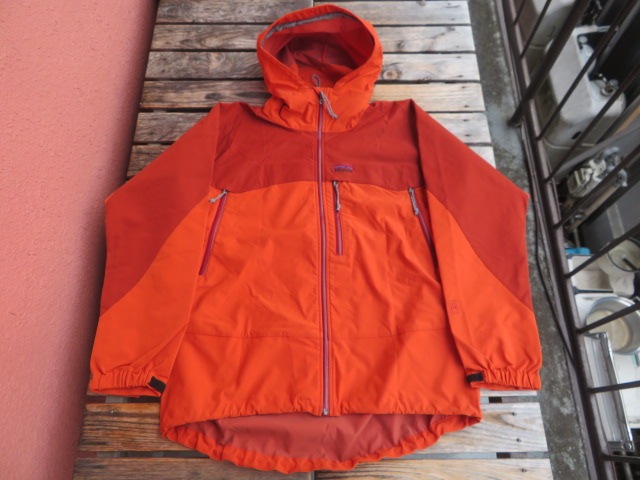 ����USED 02ǯFW�� �ѥ����˥� �ǥ���󥷥�󥸥㥱�å� �ѡ������ L jaa211