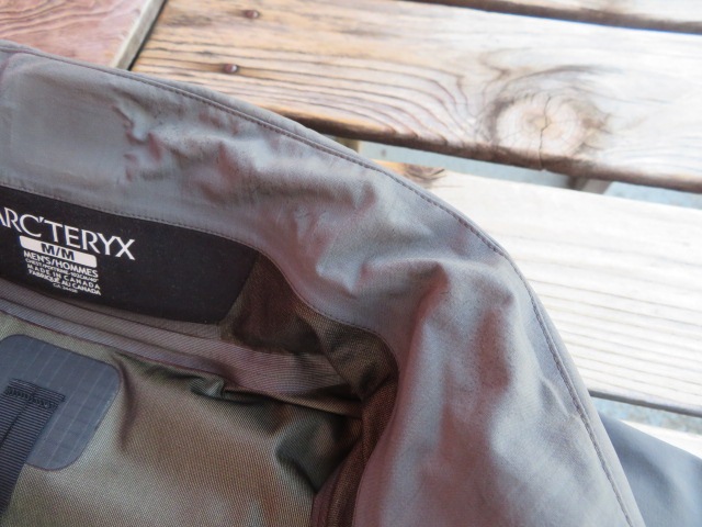 USED 2014ǯ ���ʥ���!!! �꡼�� �������ƥꥯ�� ����ե����㥱�å� GEN�� �����! M jkz953