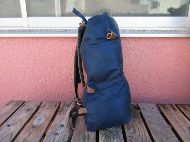 USED 70ǯ�� �ӥ�ơ��� ��ALPINE DESIGNS�� ����ѥ���ǥ����� �ǥ��ѥå� �� bak920