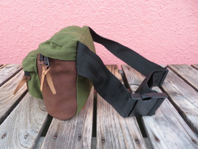 ����USED 93ǯ USA�� ��EASTPAK�۳ץ��� �������ȥѥå� �����ǥ��ʥ�����ȥ쥶���Υ���� �ҥåץѥå� ���꡼��! bak620