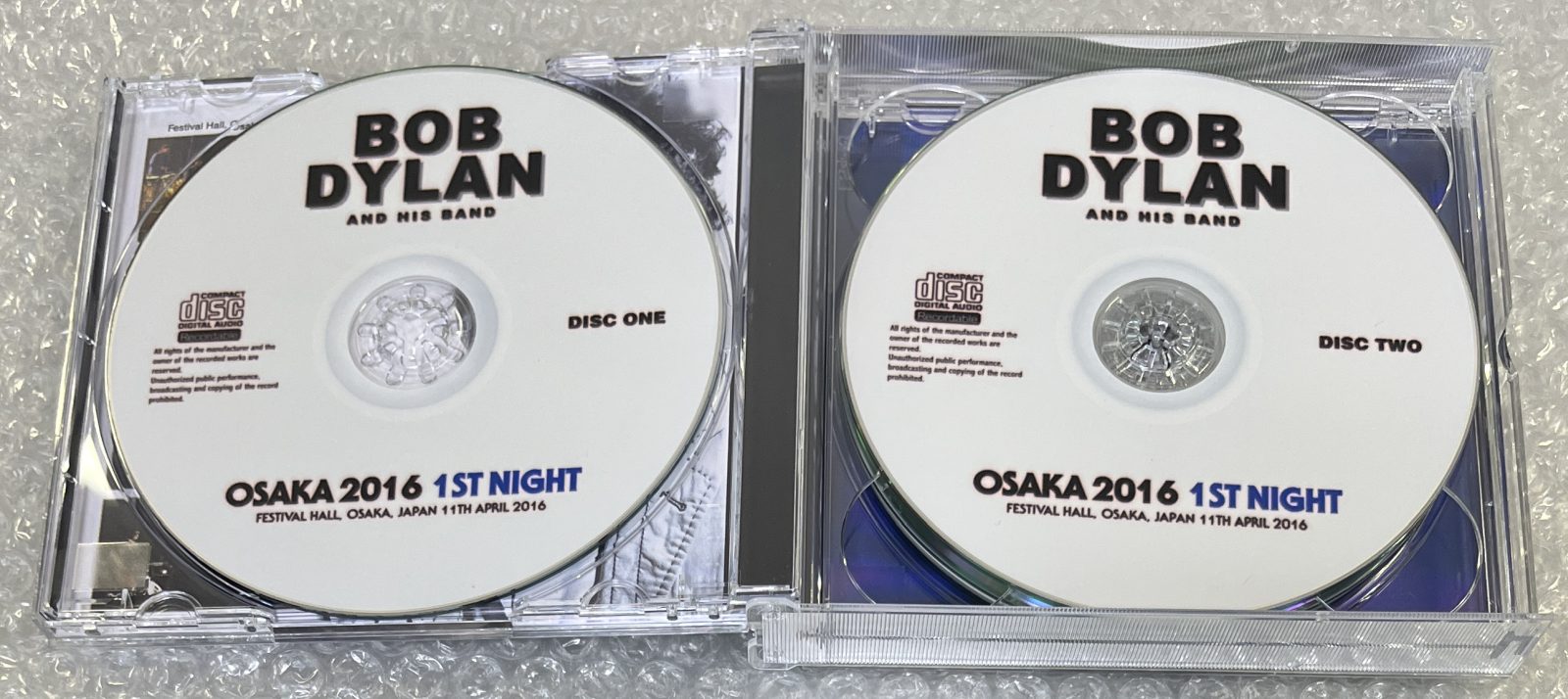 BOB DYLAN / OSAKA 2016 1ST & 2ND NIGHT (4CD-R) NO LABEL