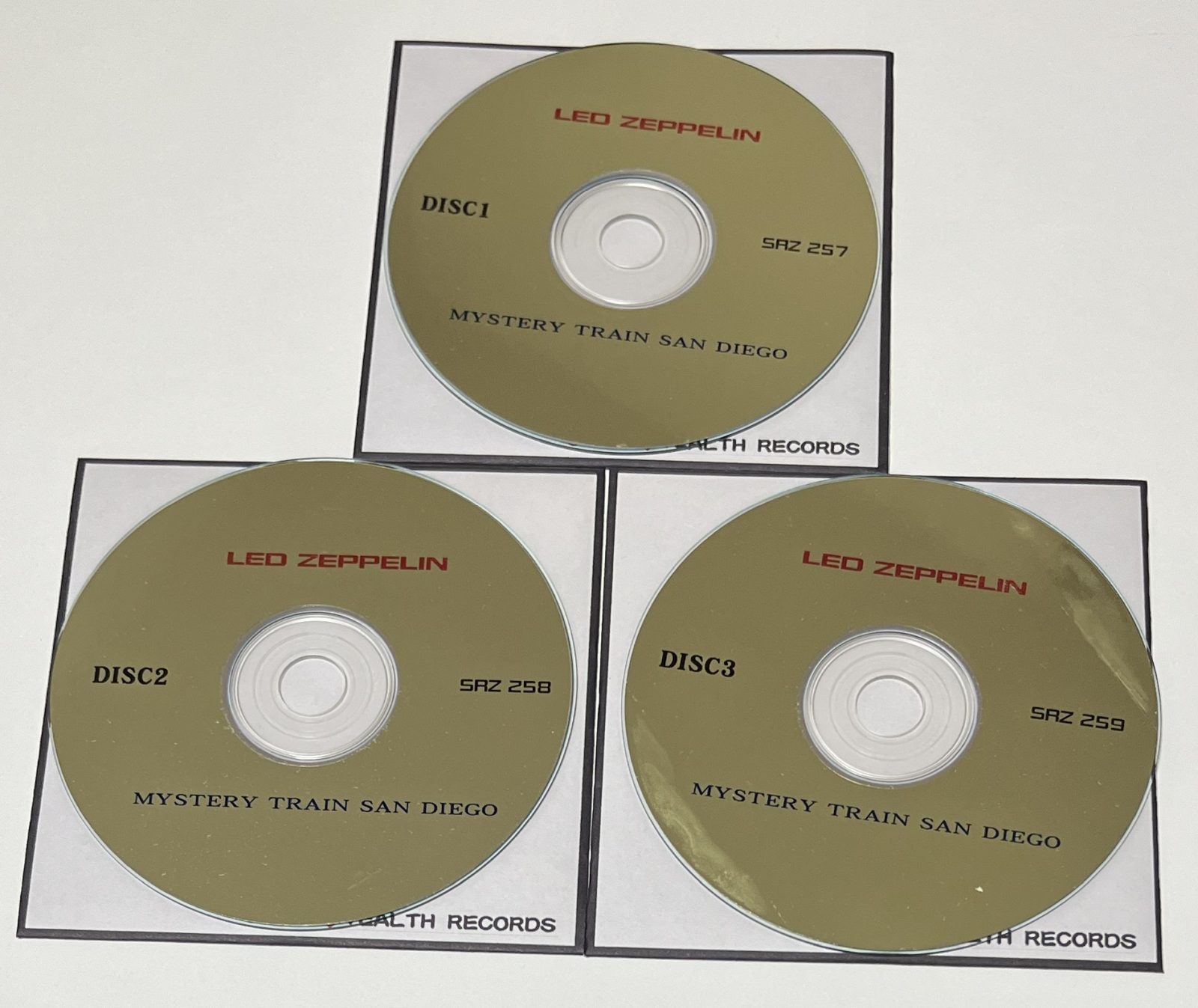 ほ*る様 siip CD Blu-ray 生産終了　未開封　見本品 LED ZEPPELIN / MYSTERY TRAIN SAN DIEGO (3CD-R) STEALTH RECORDS