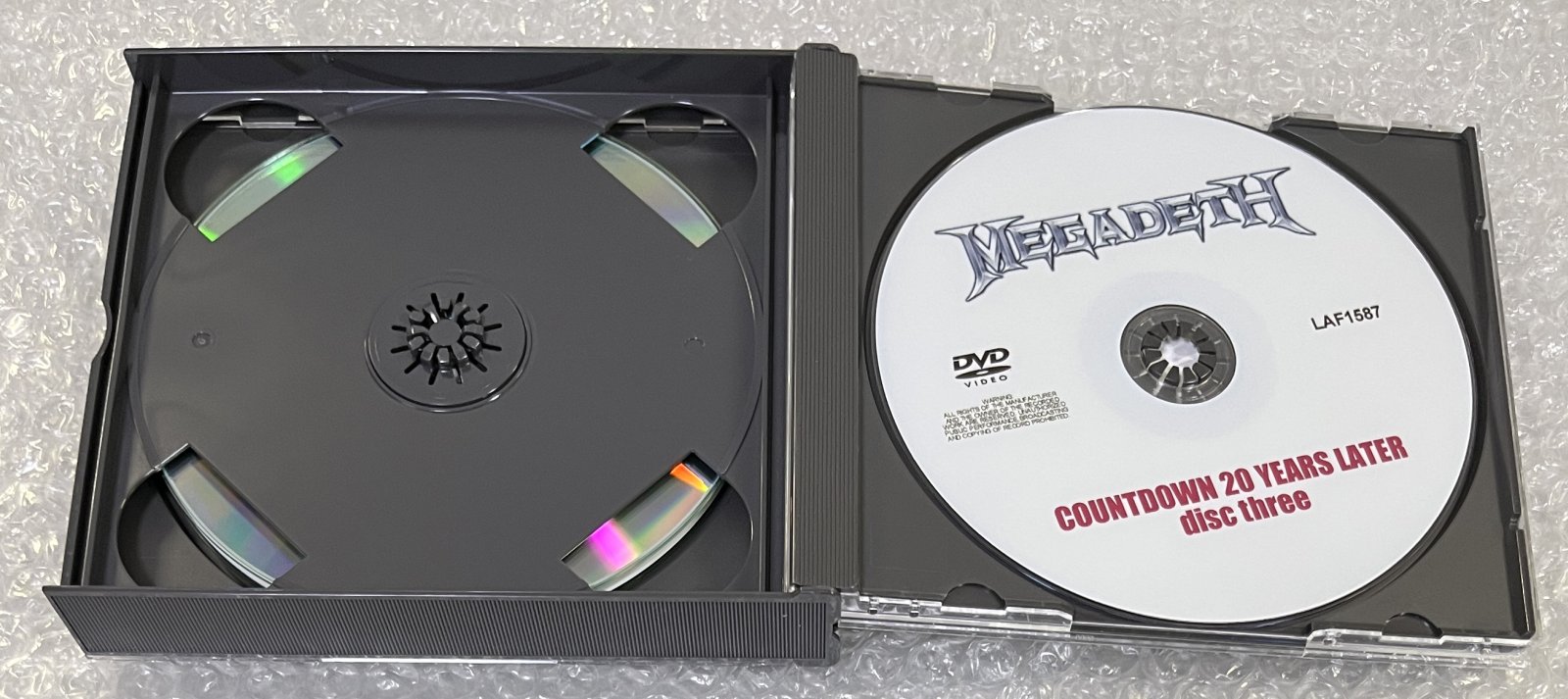 MEGADETH / COUNTDOWN 20 YEARS LATER (2CDR+1DVDR) LOST AND FOUND / LAF1585/1586/1587