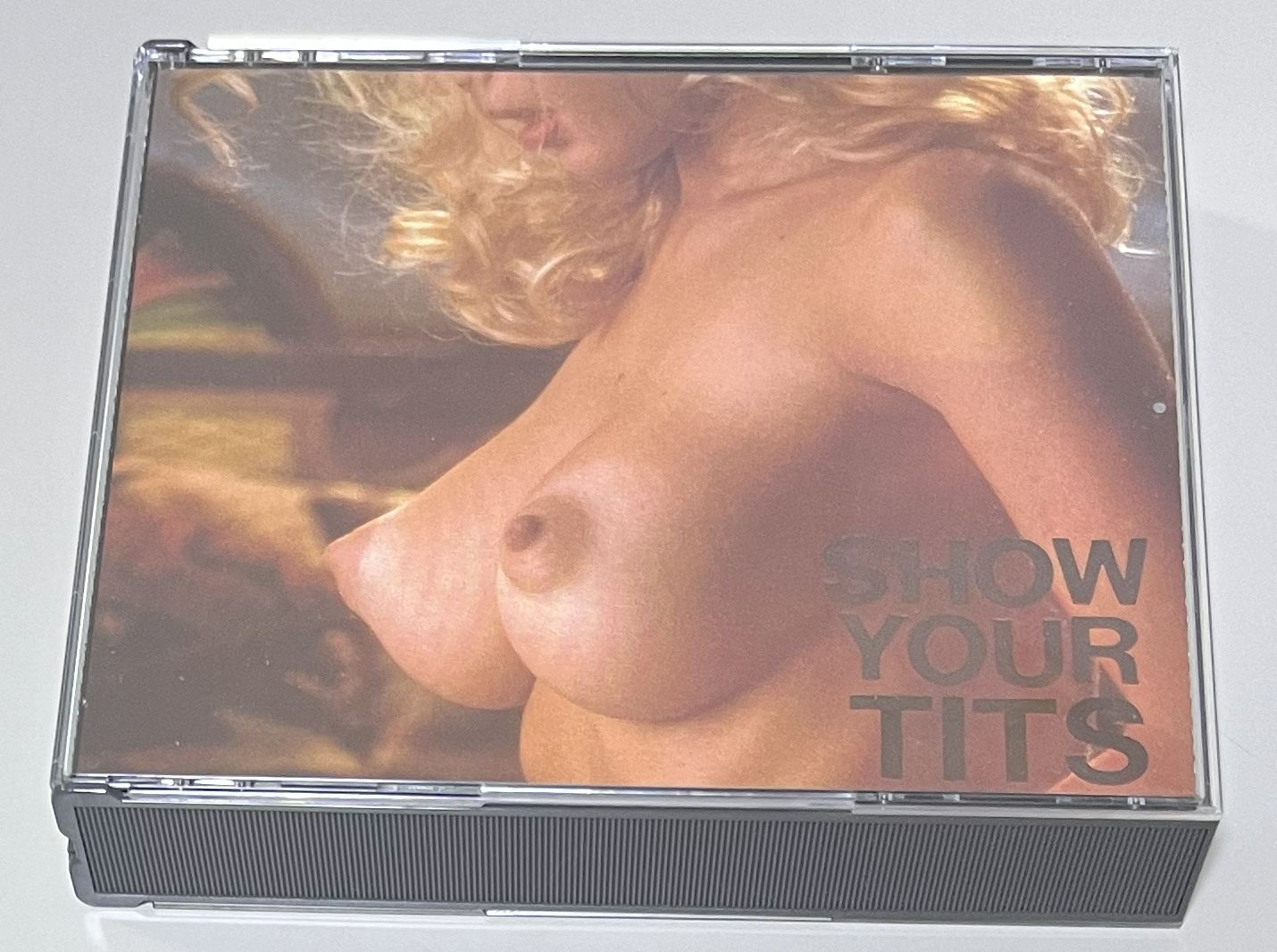 KISS / SHOW YOUR TITS (2CD) WET RECORDS / WET 001/002