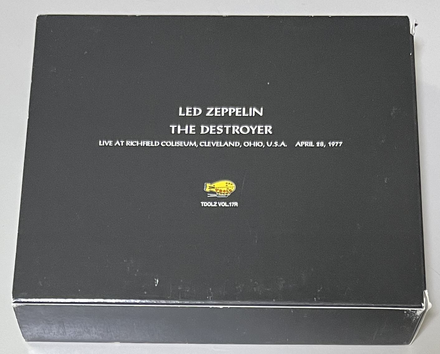 Led Zeppelin (3CD) 貴重なプレス盤 Led Zeppelin The Song Remains The Same Japanese Laserdisc