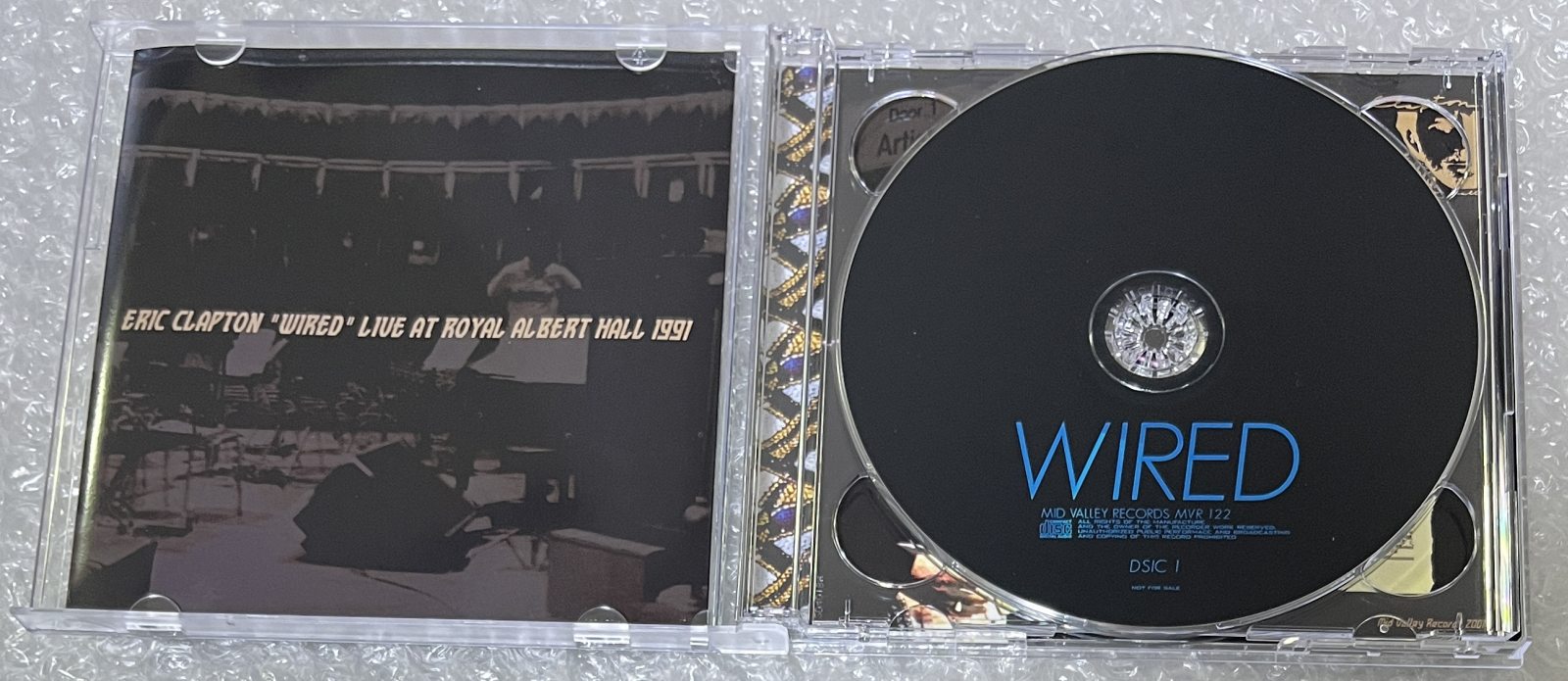 Eric Clapton】Undercover 【Mid Valley】 ERIC CLAPTON HARD ROCK