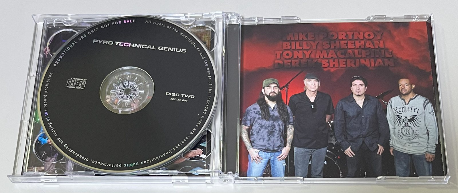 MIKE PORTNOY, BILLY SHEEHAN, TONY MACALPINE, DEREK SHERINIAN / PYRO TECHNICAL GENIUS (2CD) ZODIAC 006