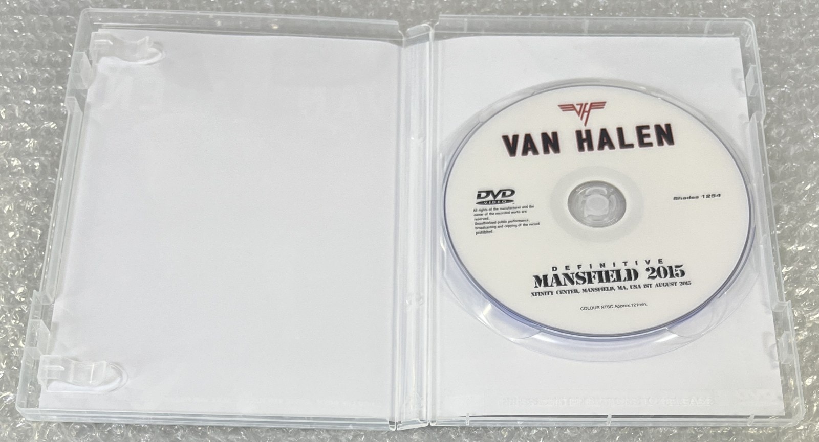 VAN HALEN / DEFINITIVE MANSFIELD 2015 (1DVD-R) SHADES 1254