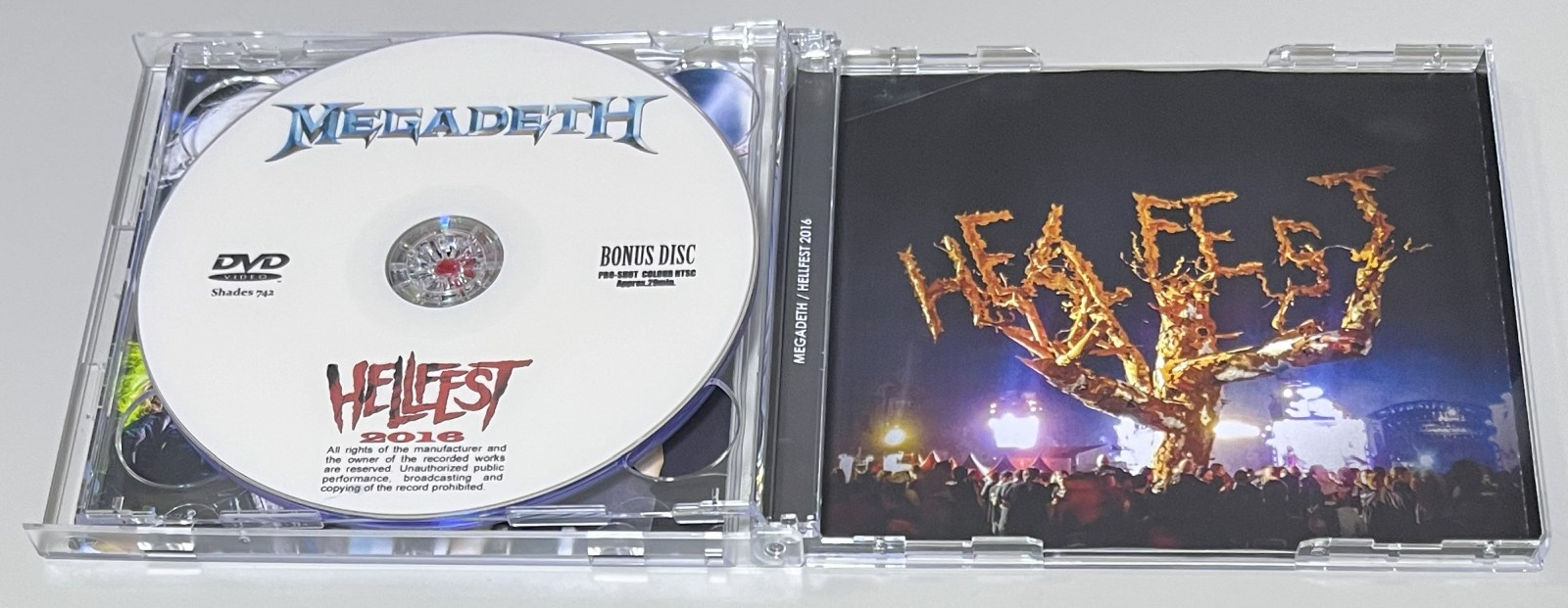 MEGADETH / HELLFEST 2016 (2DVD-R) SHADES 742