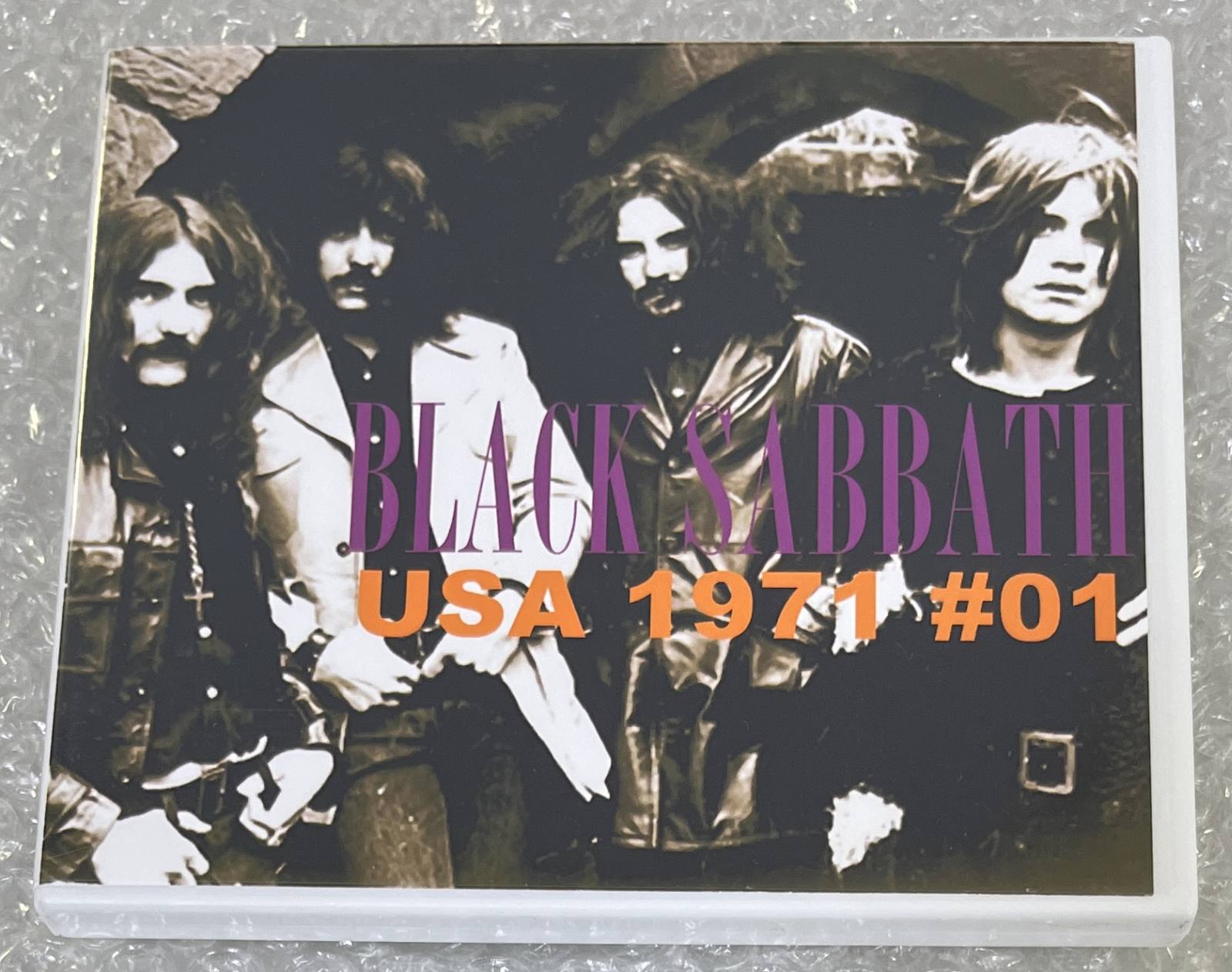 BLACK SABBATH / USA 1971 #01 (2CD-R) BLUE-U 303