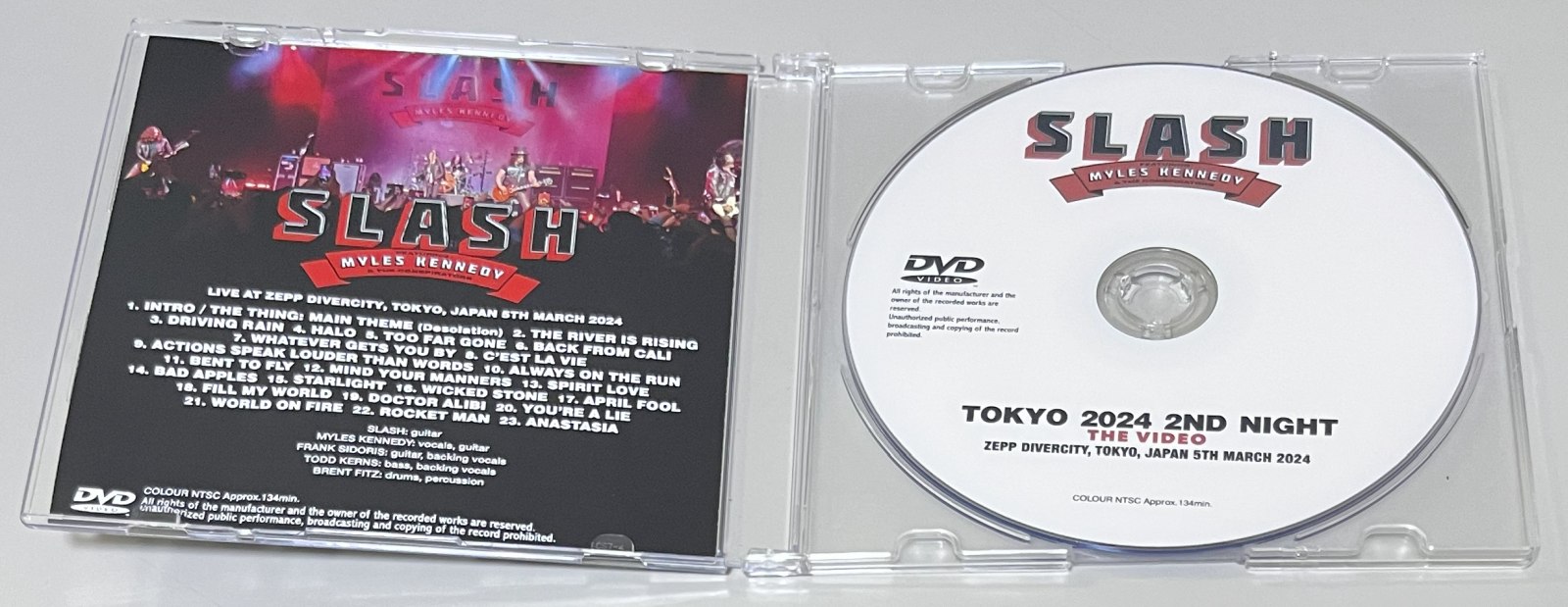 SLASH featuring MYLES KENNEDY & THE CONSPIRATPRS / TOKYO 2024 2ND NIGHT: THE VIDEO (1DVD-R) GIFT TITTLE