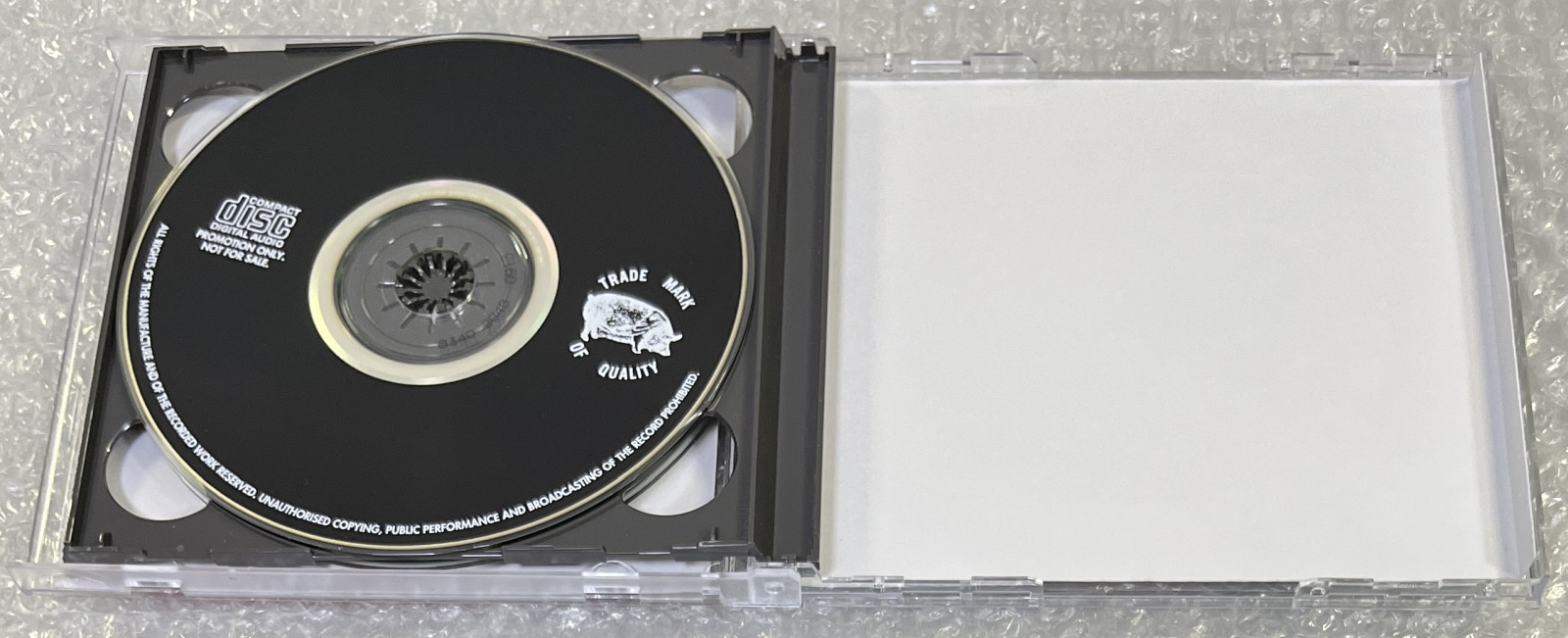 JIMMY PAGE & ROBERT PLANT / TRAMPLED ONLONDON BRIDGE (2CD-R) NO LABEL