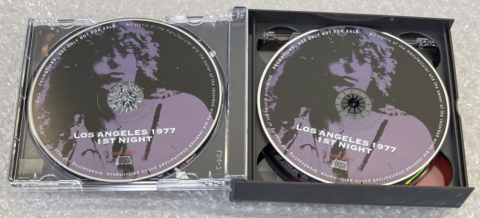 LED ZEPPELIN / LOS ANGELES 1977 1ST NIGHT (3CD) NO LABEL