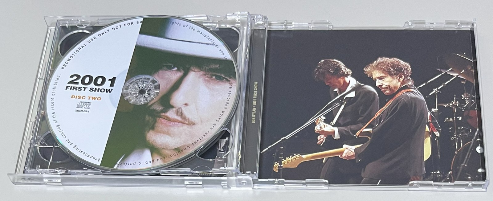 BOB DYLAN / 2001 FIRST SHOW (2CD) ZION-085
