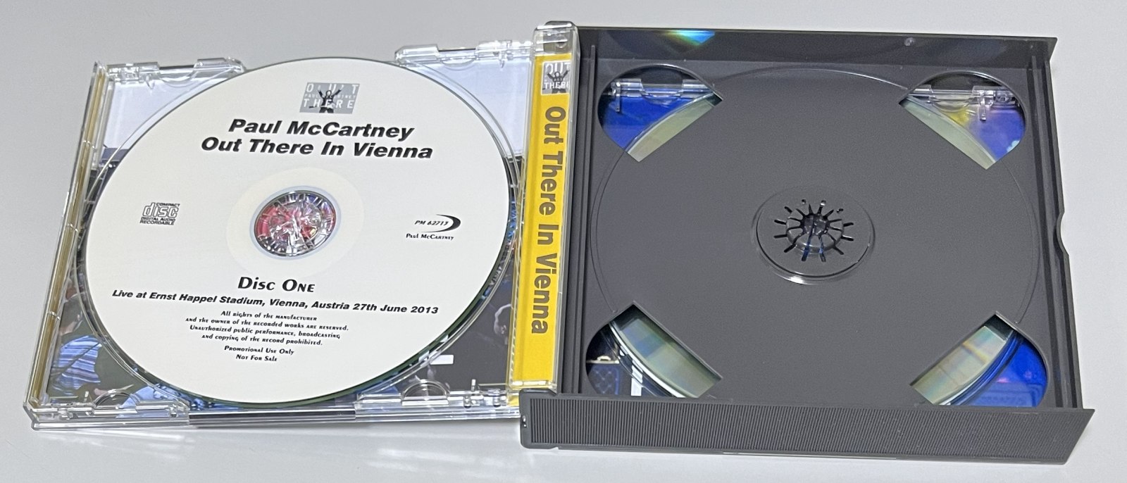 PAUL McCARTNEY / OUT THERE IN VIENNA (3CD-R) PM62713