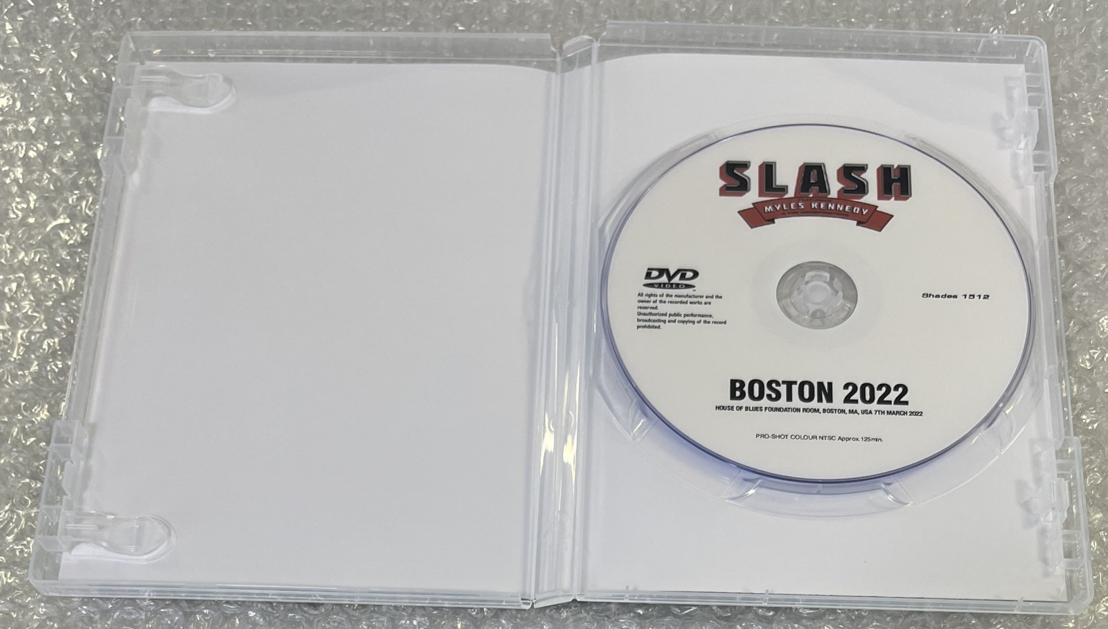 SLASH feat. MYLES KENNEDY & THE CONSPIRATORS / BOSTON 2022 (1DVD-R) SHADES 1512