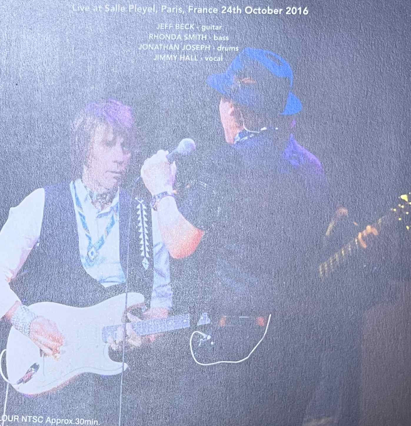 JEFF BECK / PARIS 2016: THE VIDEO (1DVD-R) GIFT TITTLE