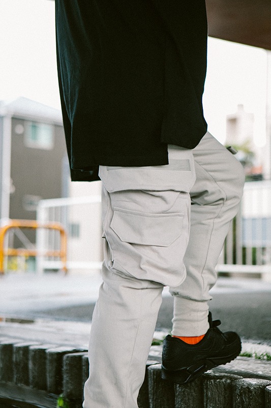 22'CARGO JOGGER PANTS IVORY