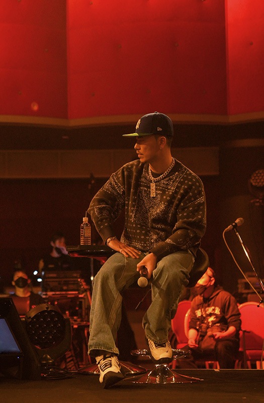 PAISLEY KNIT ��NAVY��