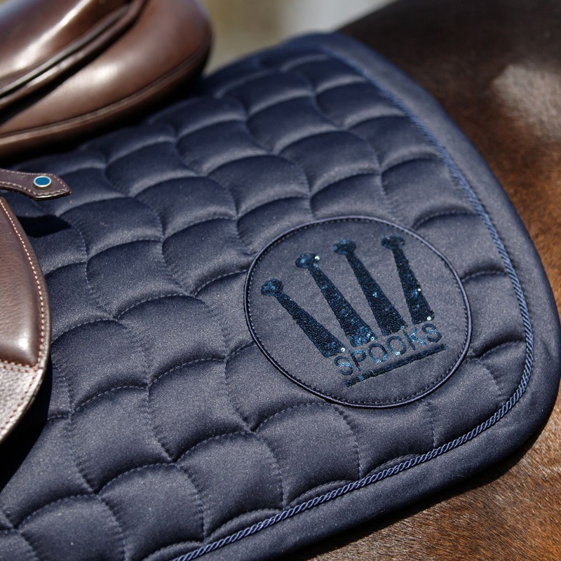 Spooksジャンピングサドルサドルクロス クラウンセクイン | ゼッケン